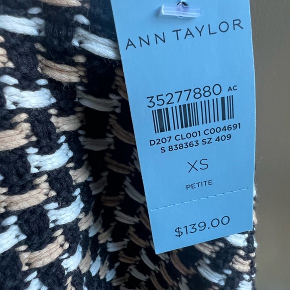 Ann Taylor Cardigan NWT - Picture 4 of 7
